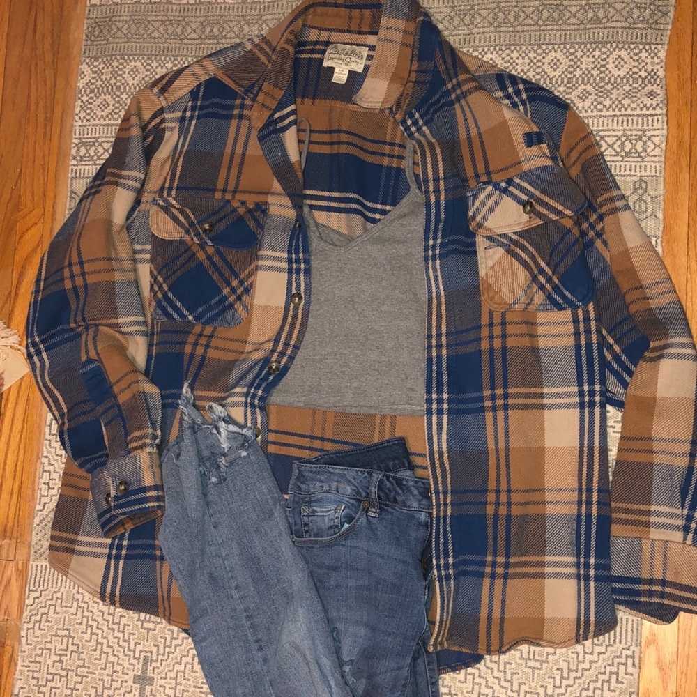 Men’s oversized plaid flannel